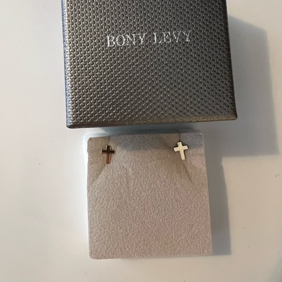 NWT Bon Levy 14K Yellow Gold Cross Stud Earrings - Picture 5 of 8